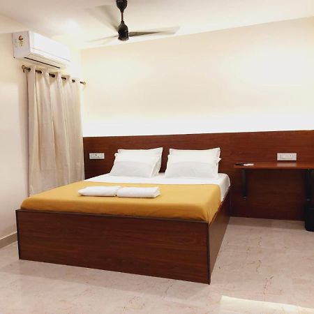 Chippy Residency Hotel Chennai Ngoại thất bức ảnh