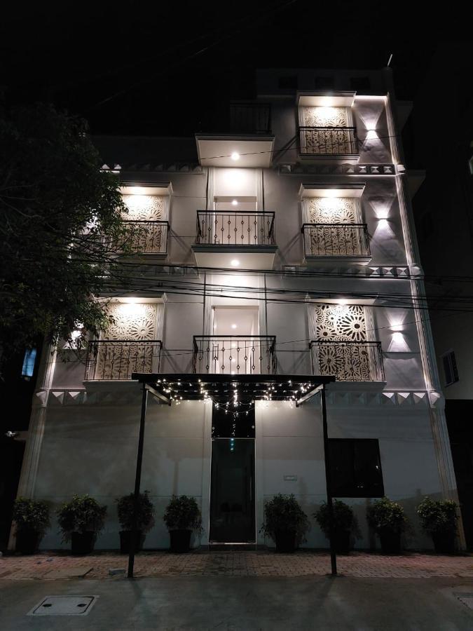 Chippy Residency Hotel Chennai Ngoại thất bức ảnh