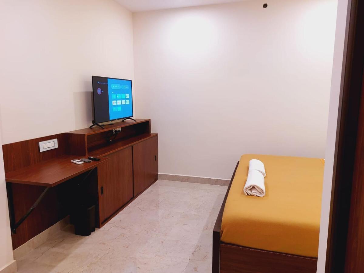 Chippy Residency Hotel Chennai Ngoại thất bức ảnh